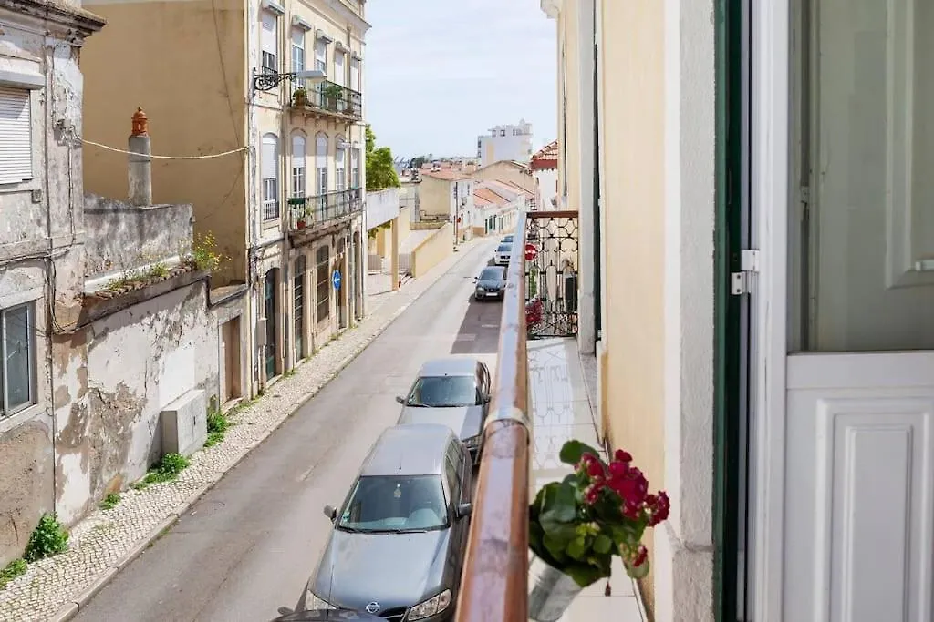 2 Appartements Avec Terrasse Lisboa 0*,  البرتغال